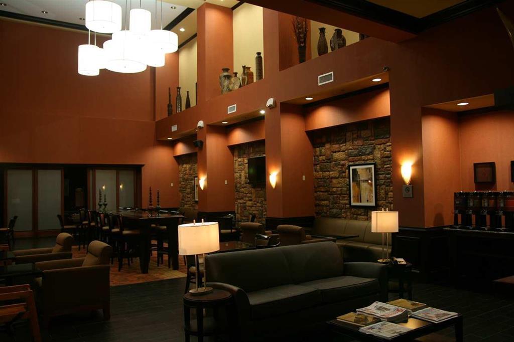 Hampton Inn & Suites Мишен Интерьер фото